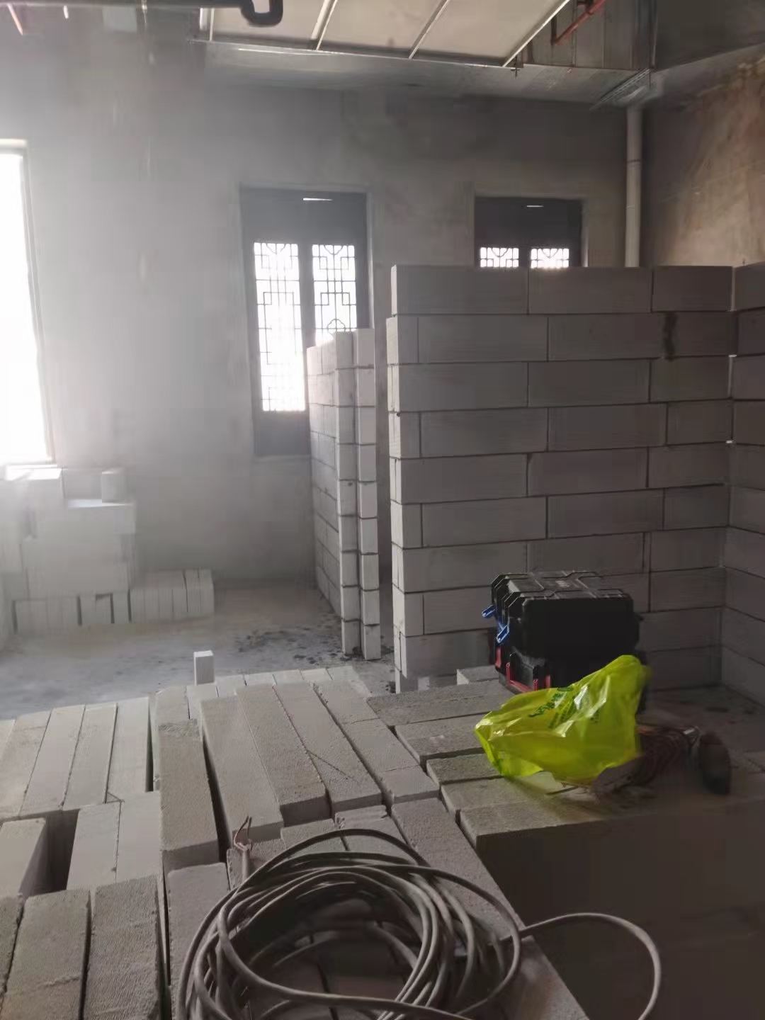 加气砖/轻质砖隔墙材质与结构示例
